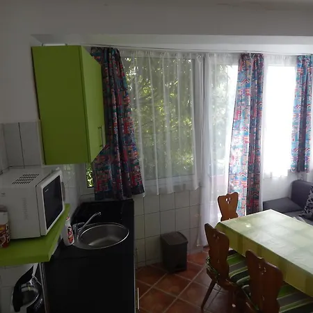 Csillag Guest house Vonyarcvashegy